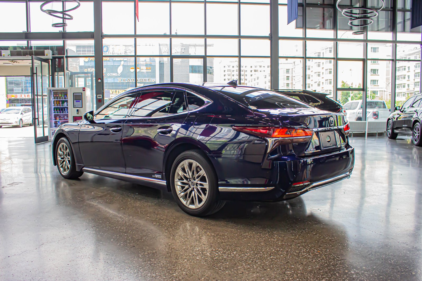 Lexus LS500h - 5