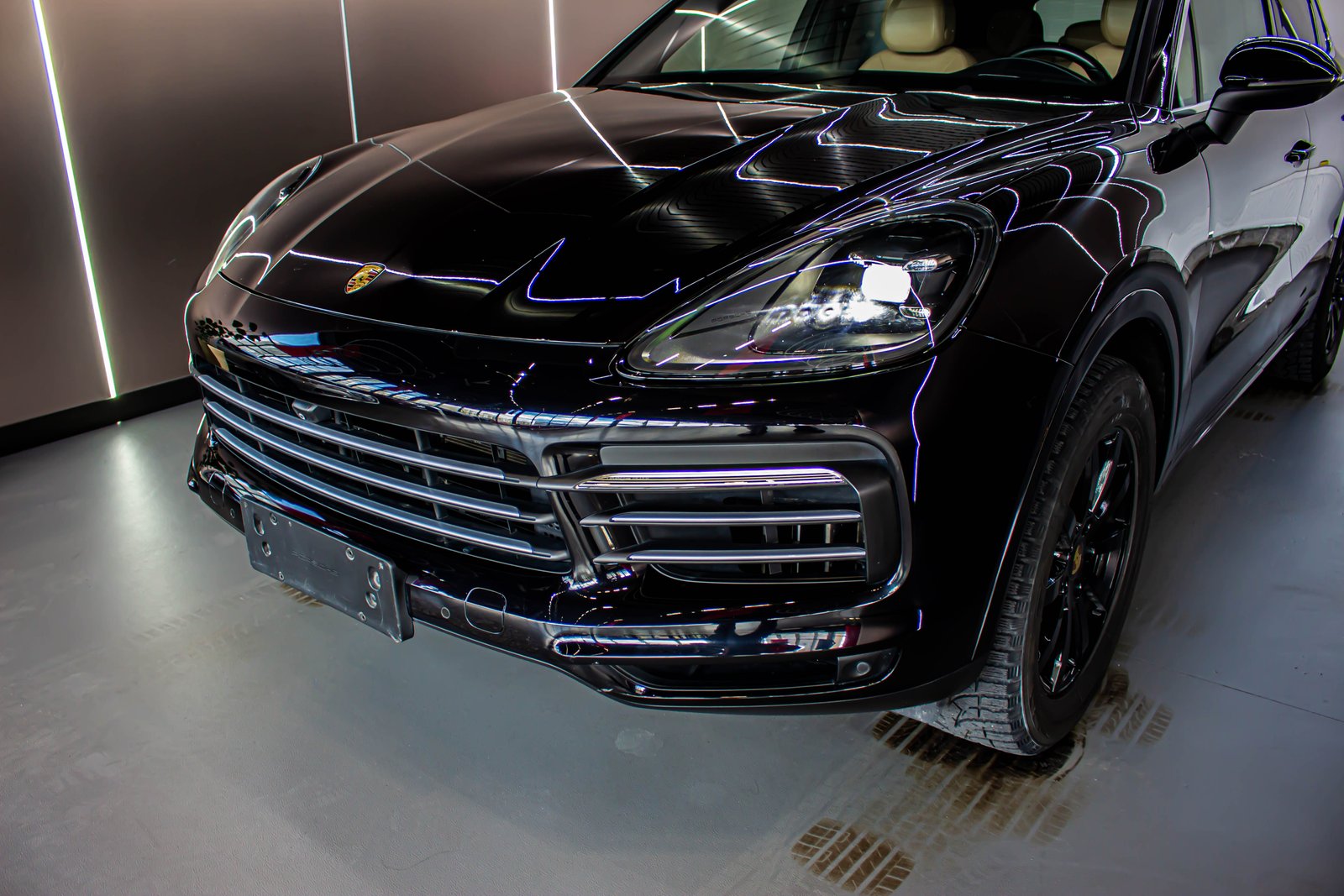 Porsche Cayenne - 2