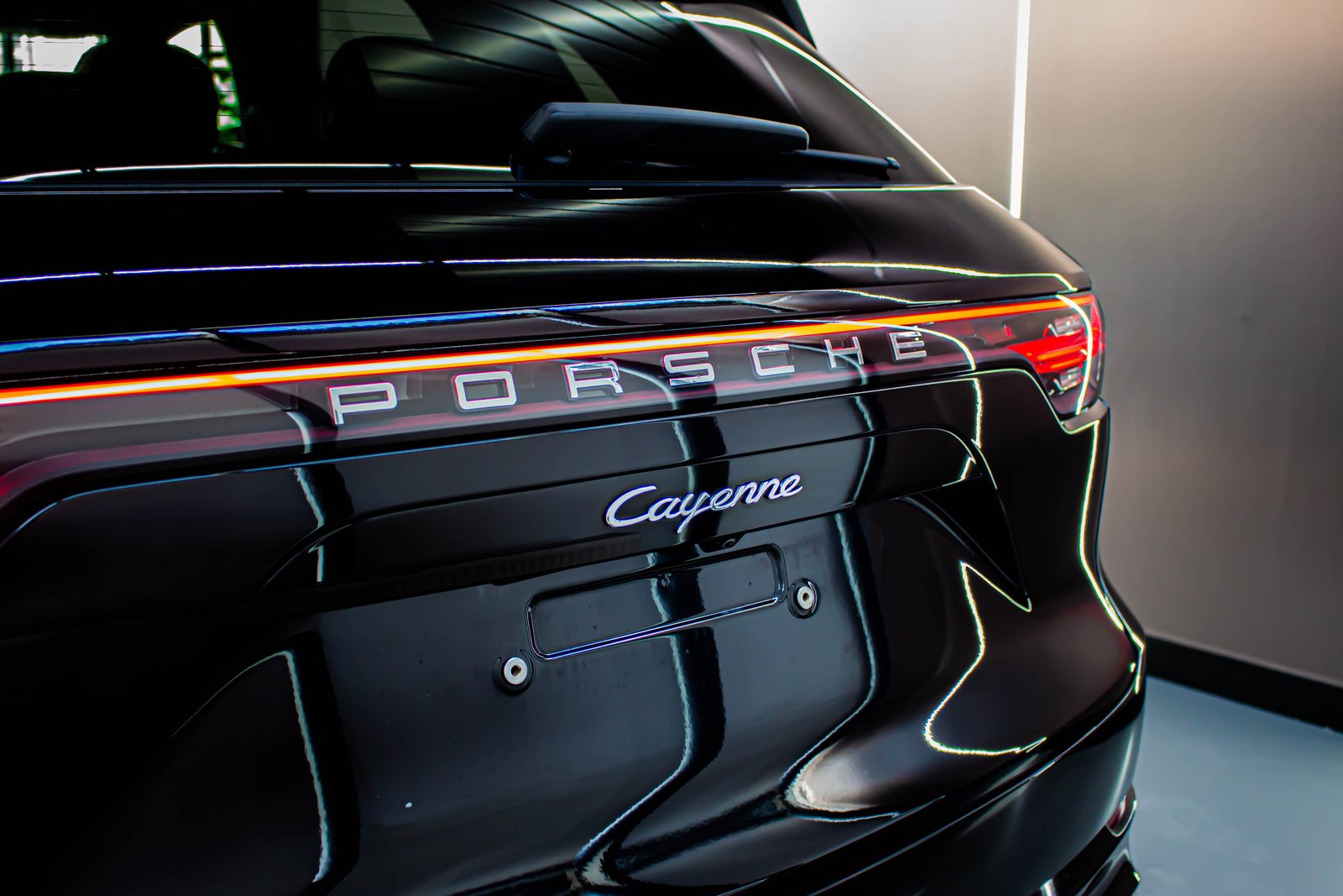Porsche Cayenne - 5