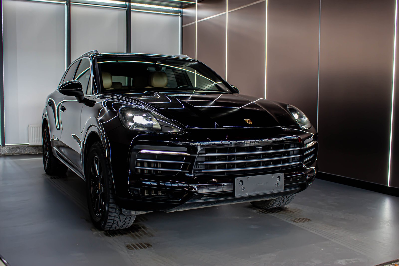 Porsche Cayenne - 6