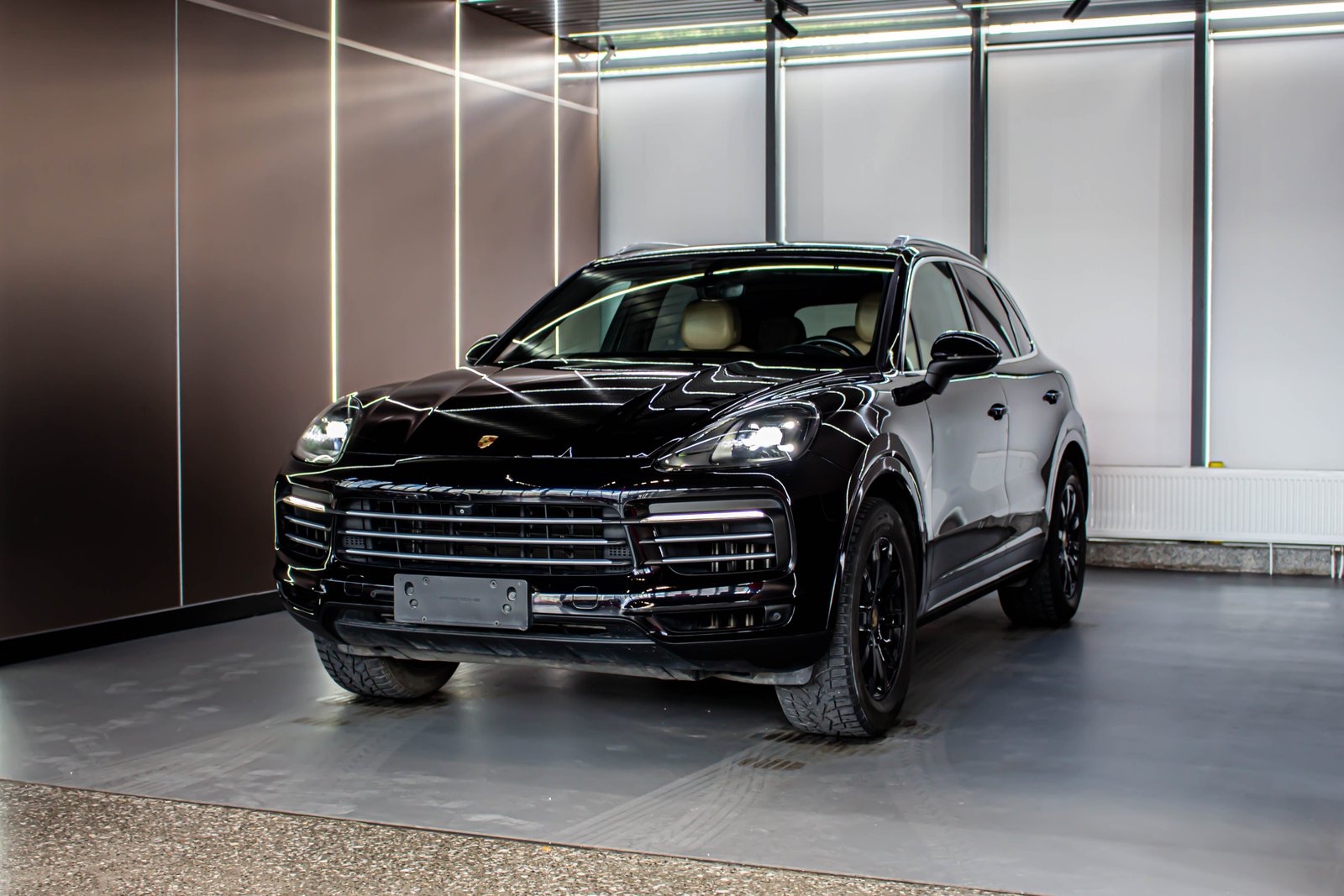 Porsche Cayenne - 7