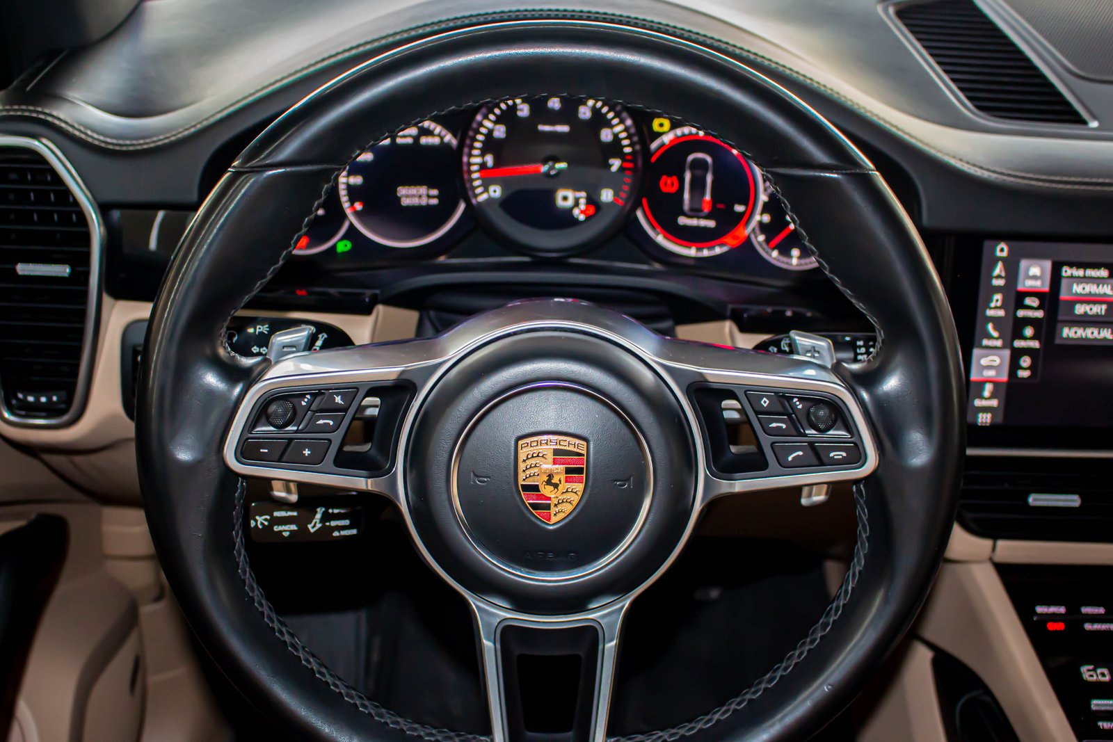 Porsche Cayenne - 9