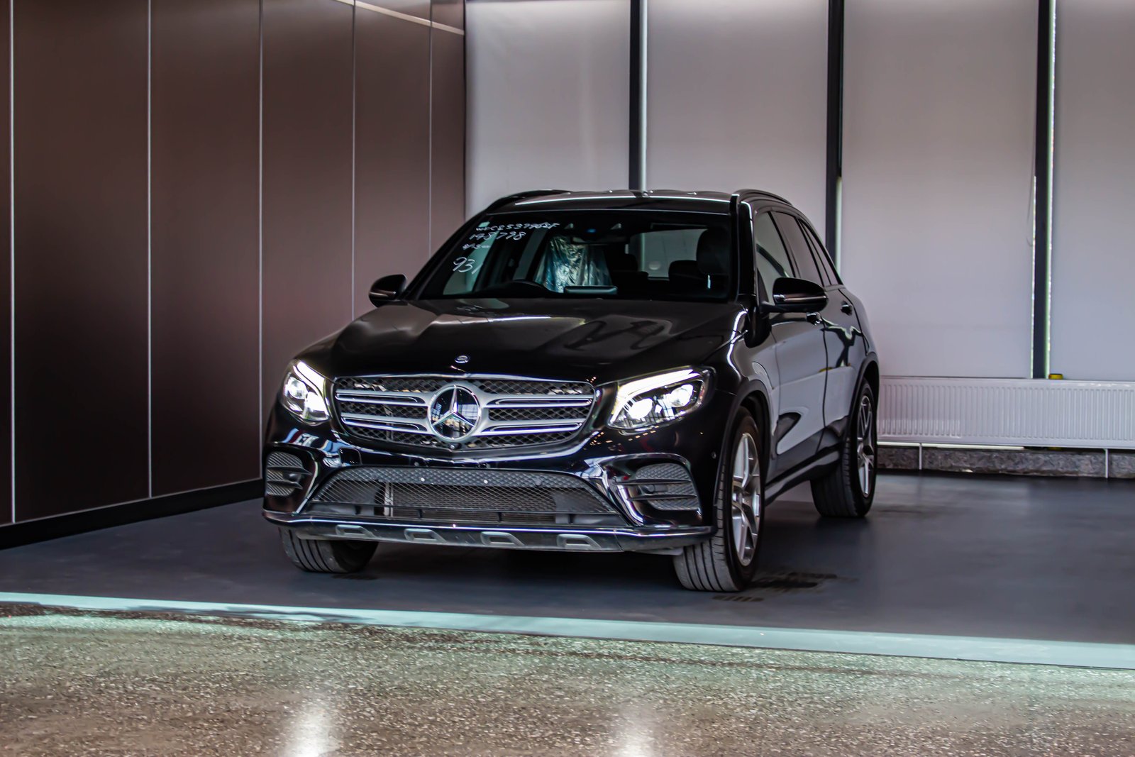 Mercedes-Benz GLC250 - 4