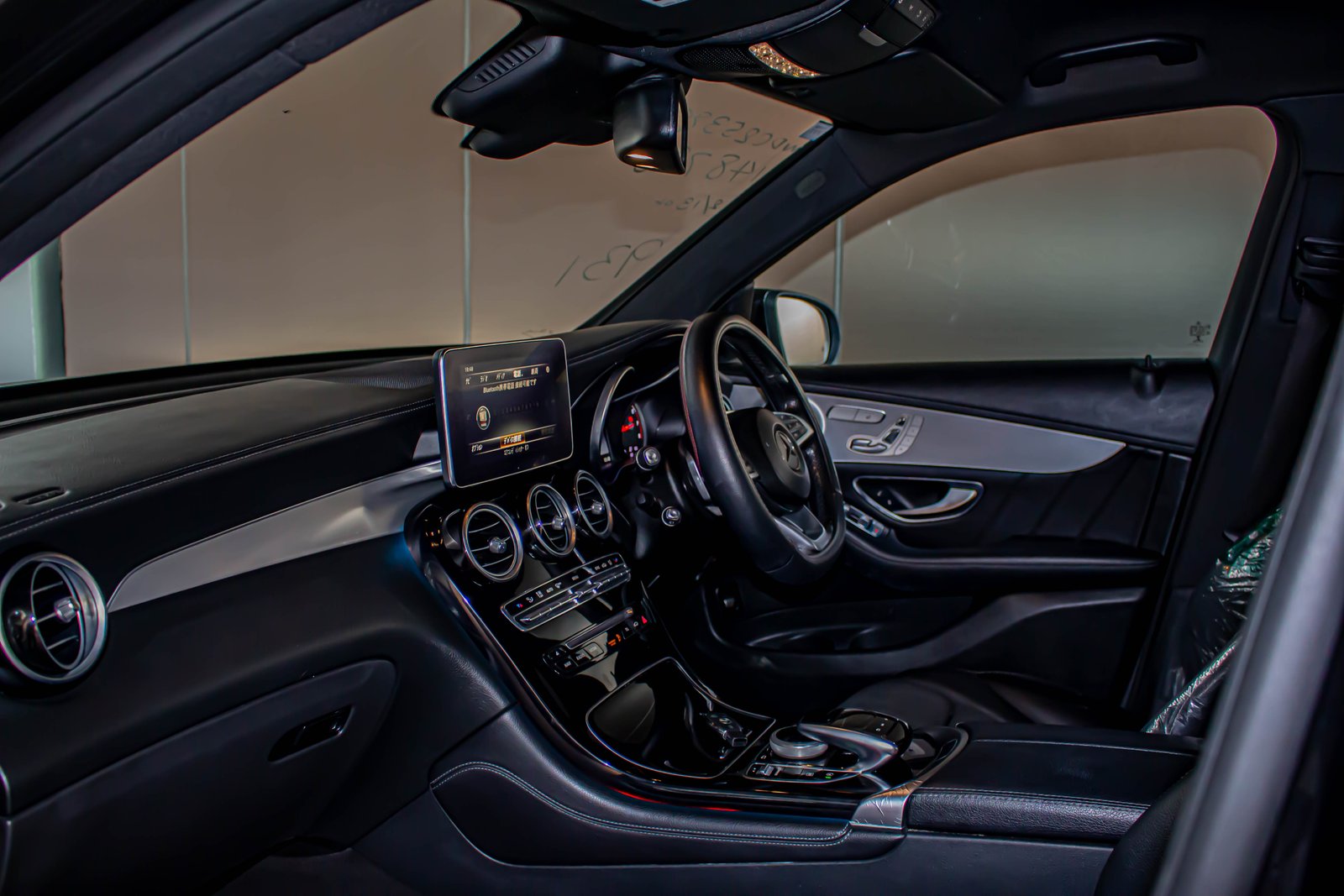 Mercedes-Benz GLC250 - 8