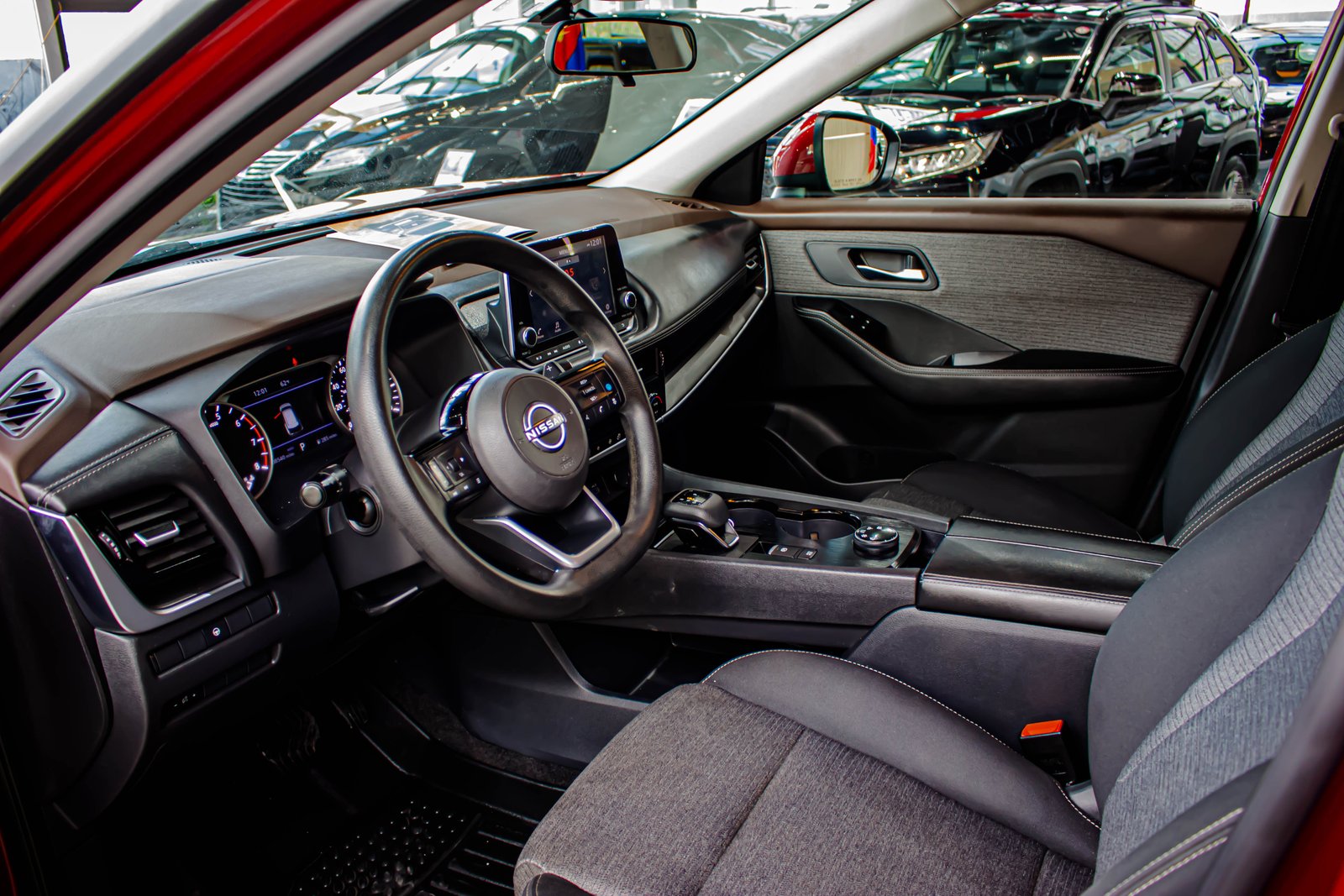 Nissan X-Trail T33 - 9