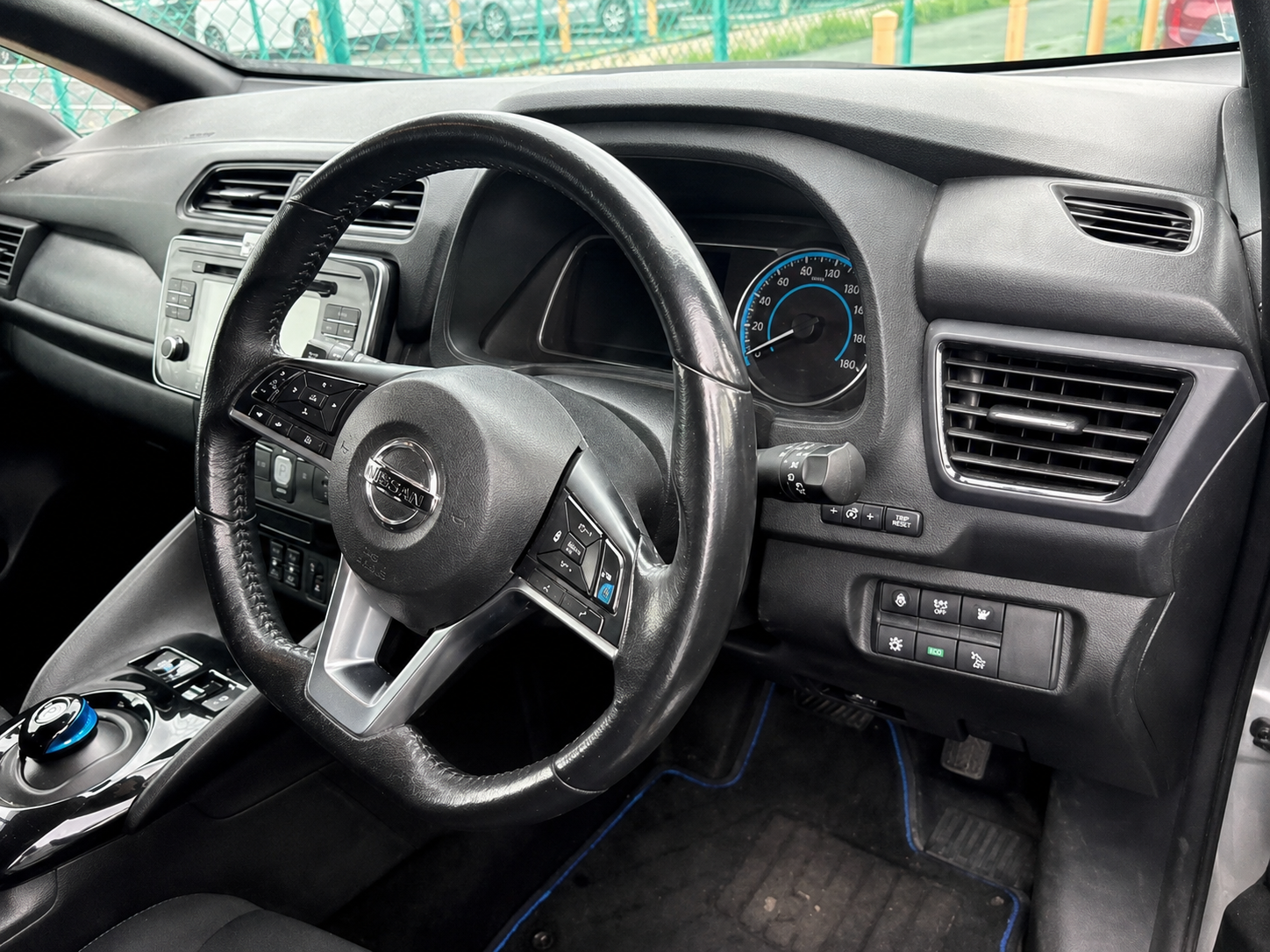Nissan Leaf - 6