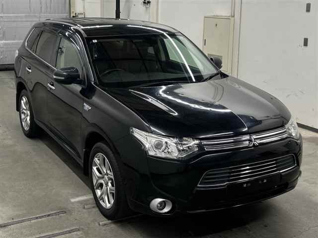 Outlander PHEV - 1