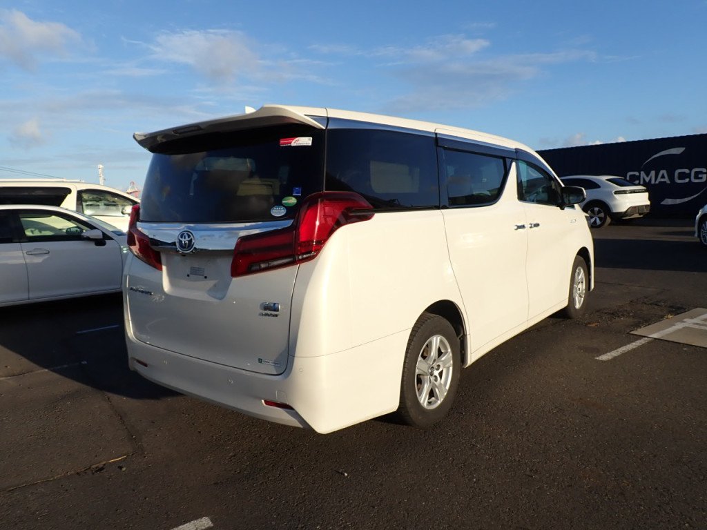 Toyota Alphard X - 6