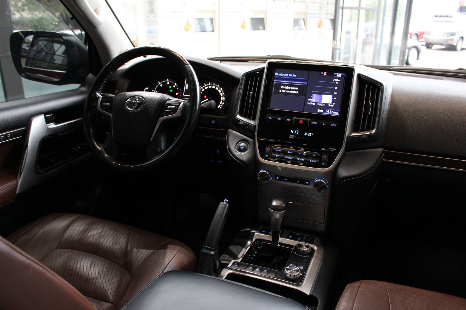 Toyota LC 200 VX High - 7