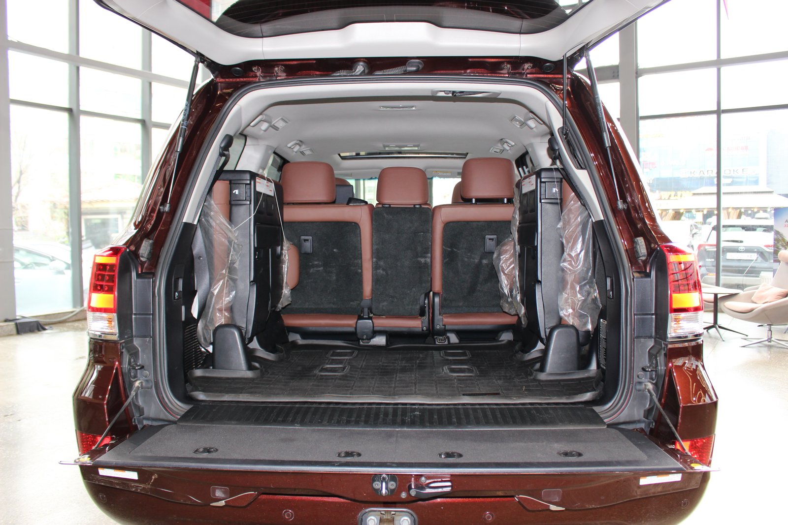 Toyota LC 200 VX High - 10