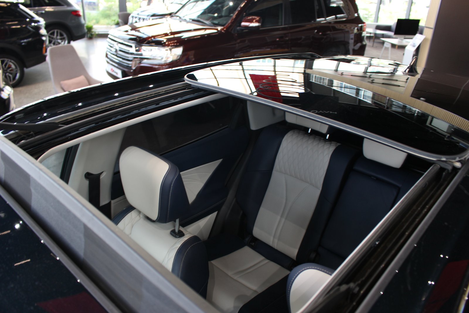 Dongfeng Aelous Huge - 11