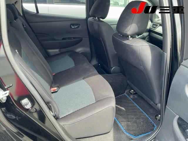 Nissan Leaf S - 8