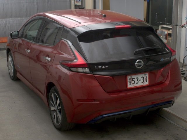 Nissan Leaf X - 2
