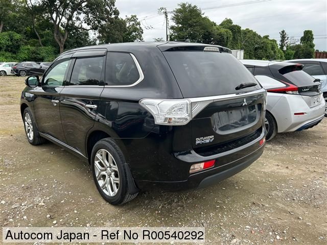 Mitsubishi Outlander PHEV G Safety Package - 4