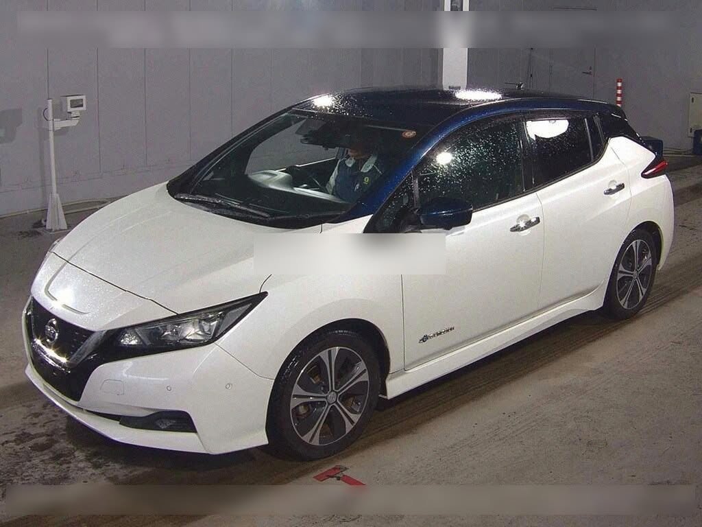 Nissan Leaf X - 2