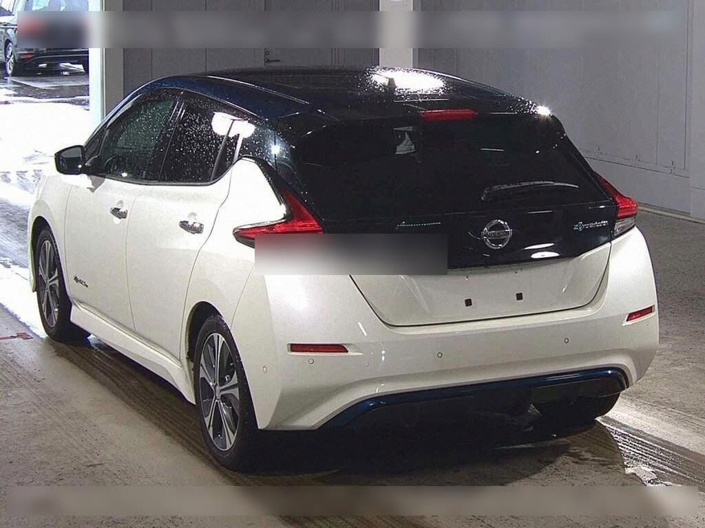 Nissan Leaf X - 3