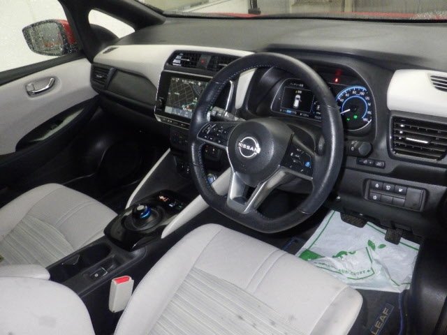 Nissan leaf X-V Selection - 3