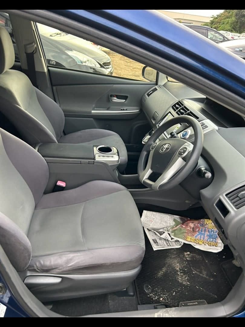 Toyota Prius 41 - 6