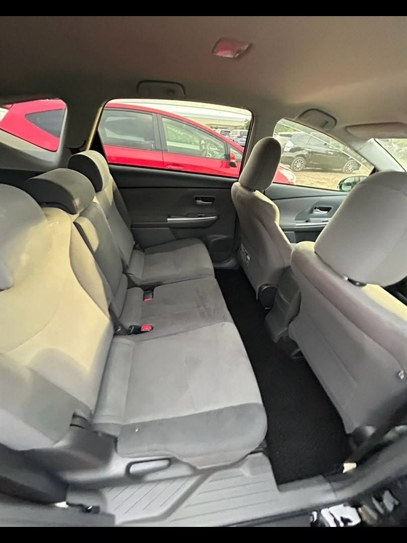 Toyota Prius 41 - 7