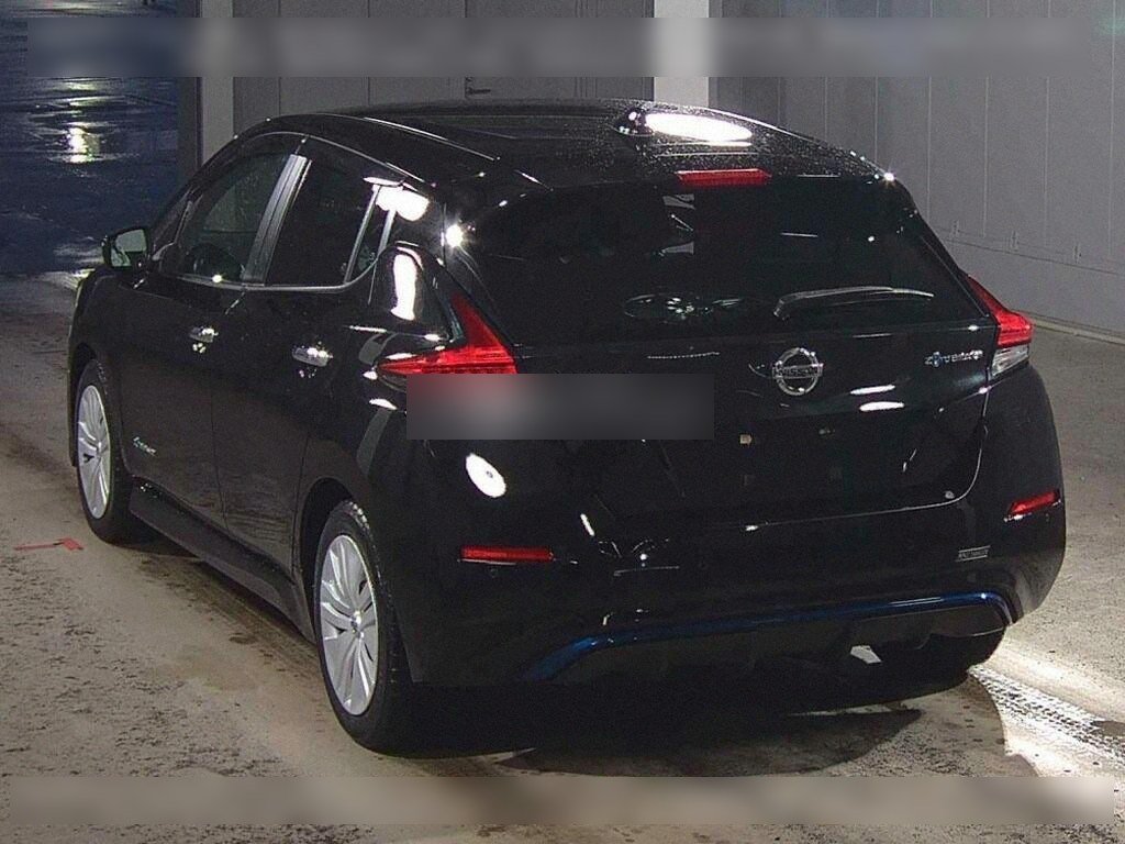 Nissan Leaf S - 4