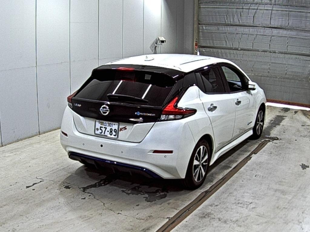 Nissan Leaf X - 4