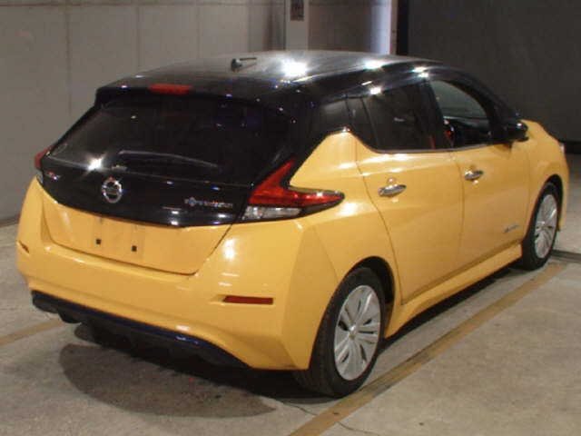 Nissan Leaf X - 4
